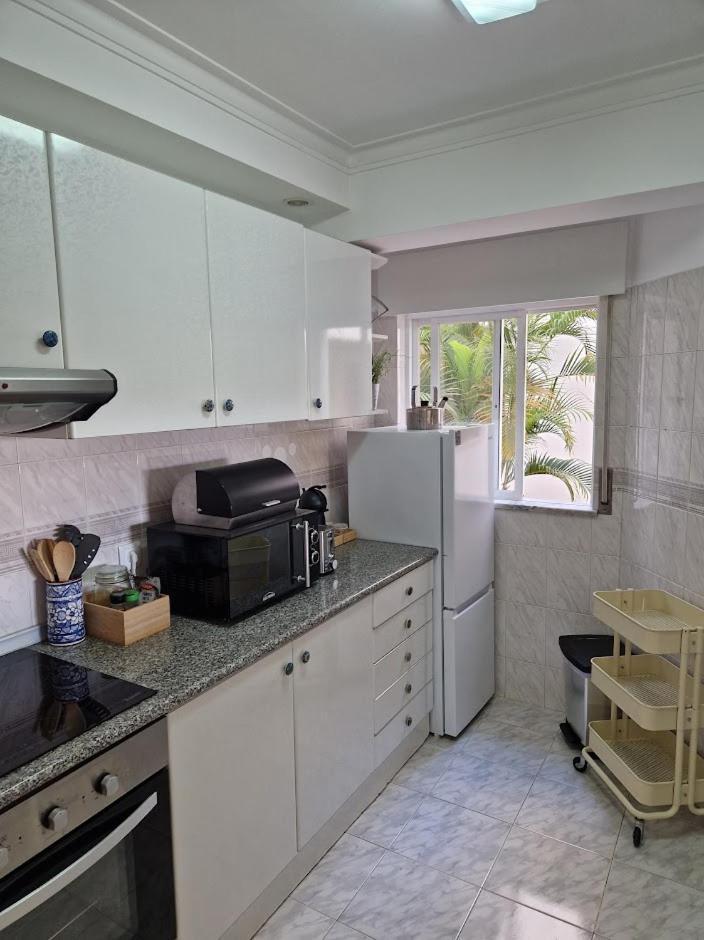 Apartamento T2 Palmeira Gale-Praia Da Gale Guia  Luaran gambar