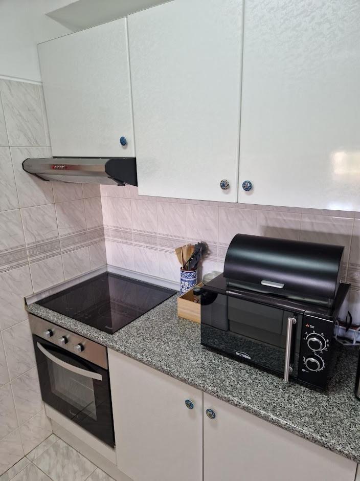 Apartamento T2 Palmeira Gale-Praia Da Gale Guia  Luaran gambar