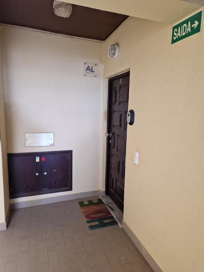 Apartamento T2 Palmeira Gale-Praia Da Gale Guia  Luaran gambar