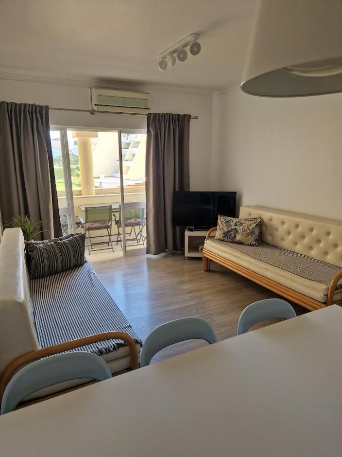 Apartamento T2 Palmeira Gale-Praia Da Gale Guia  Luaran gambar