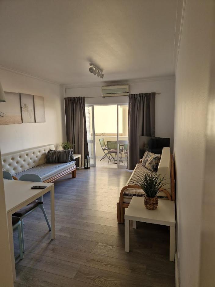 Apartamento T2 Palmeira Gale-Praia Da Gale Guia  Luaran gambar